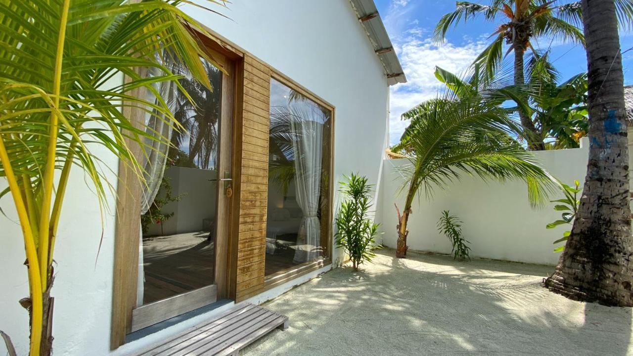 Villa Kudi Maldives Guest House Thulusdhoo Exterior photo